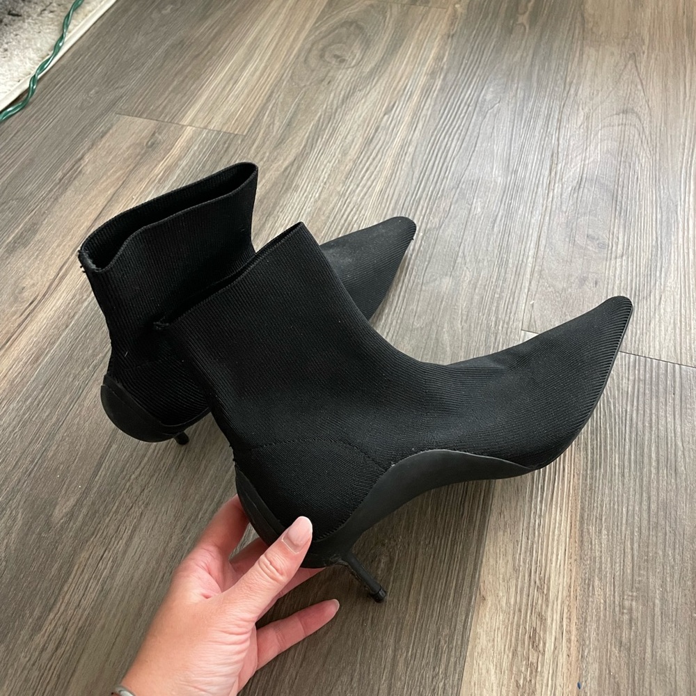 Zara Heeled Booties